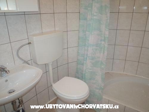 Apartmaji Bara - Baka Voda Hrvaka