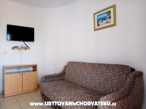 Apartmaji Bara - Baka Voda Hrvaka