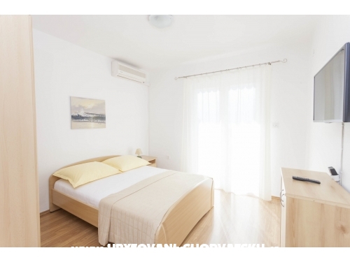 Apartmanok Jeli - Baka Voda Horvtorszg