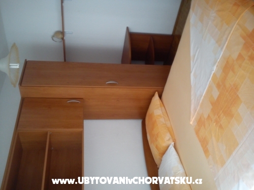 Apartmaji Krvavica - Baka Voda Hrvaka