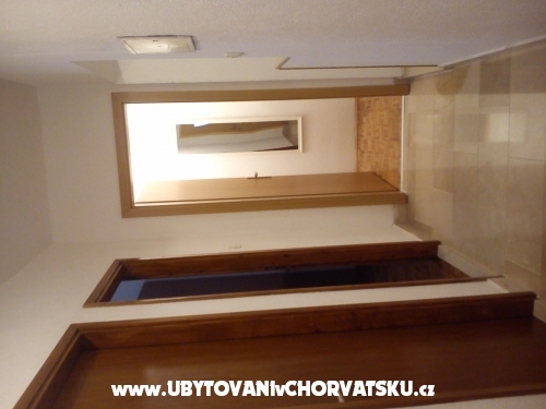 Apartmaji Krvavica - Baka Voda Hrvaka