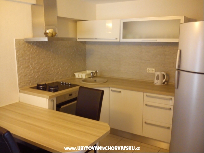 Apartmny Lozi Vesna i Mladan - Baka Voda Chorvatsko