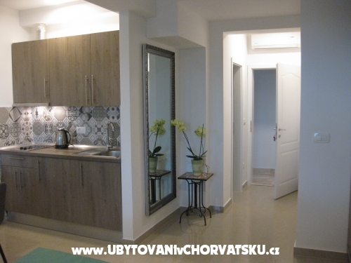 House Veronika - Baška Voda Croatia