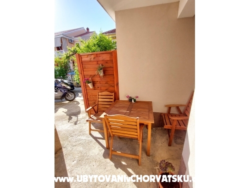 APARTMANI KALA - Bibinje Hrvaka