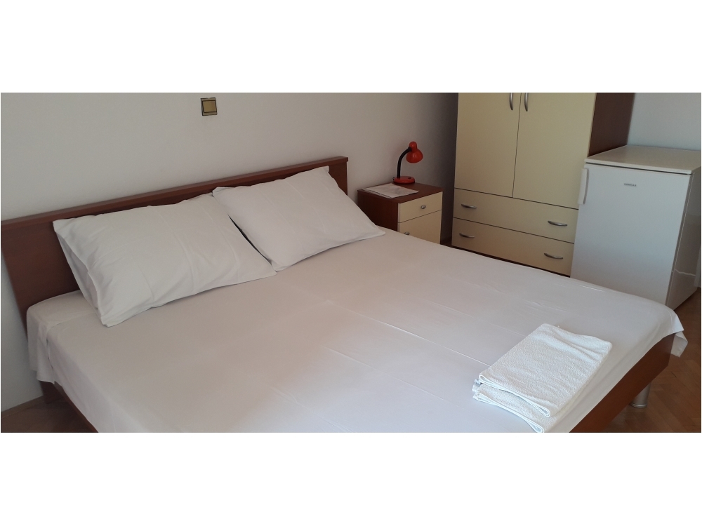 Apartmanok and Szobk Nediljko - Bibinje Horvtorszg