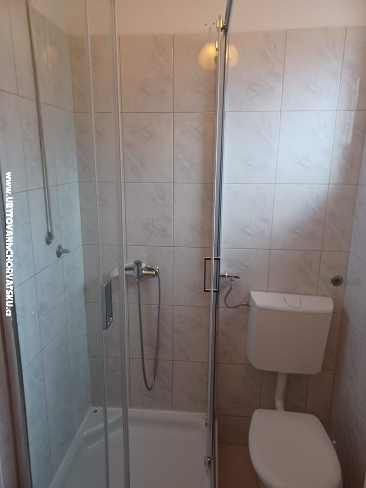 Apartmanok and Szobk Nediljko - Bibinje Horvtorszg