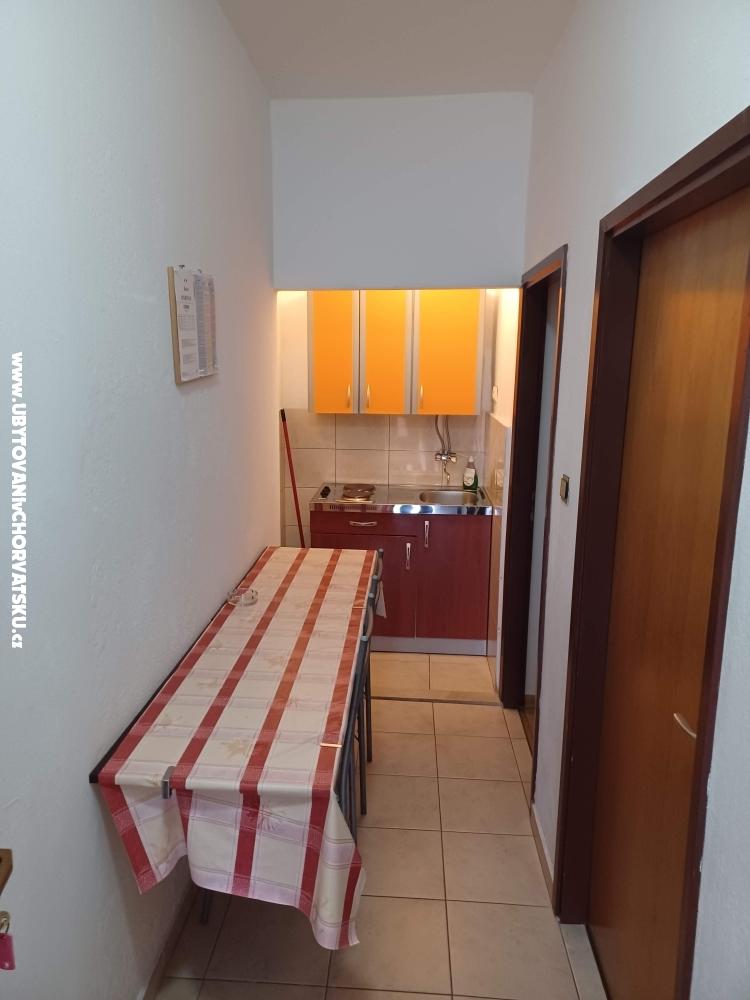 Apartmanok and Szobk Nediljko - Bibinje Horvtorszg
