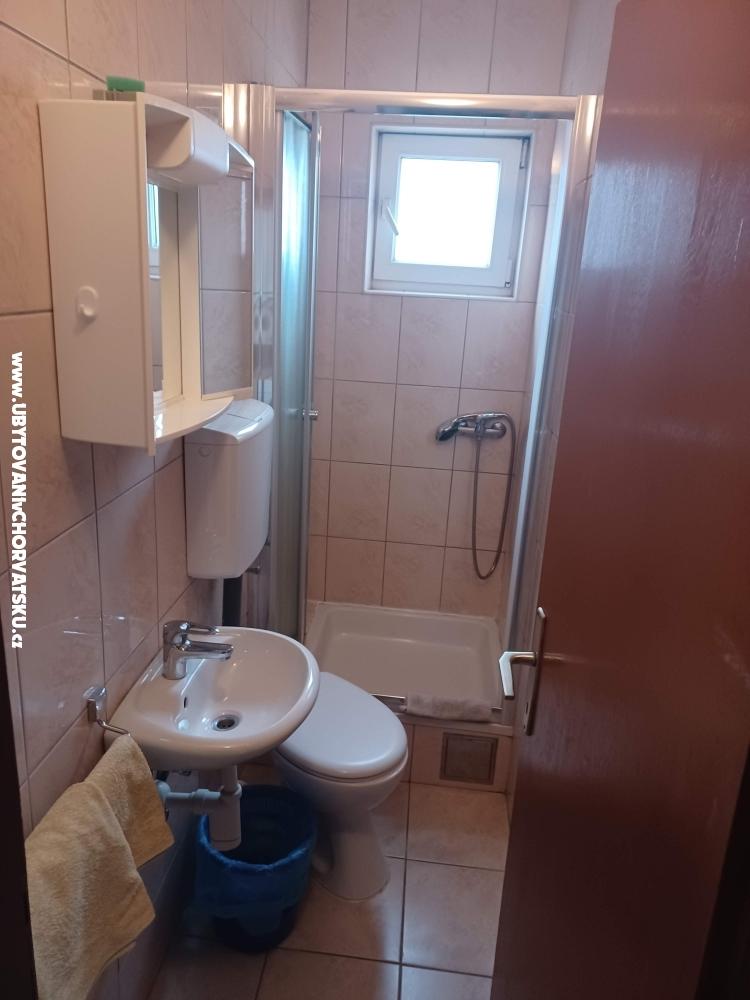 Apartmanok and Szobk Nediljko - Bibinje Horvtorszg