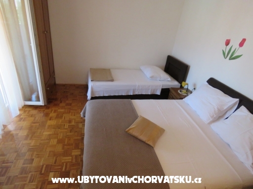 Apartmaji Gloria - Biograd Hrvaška