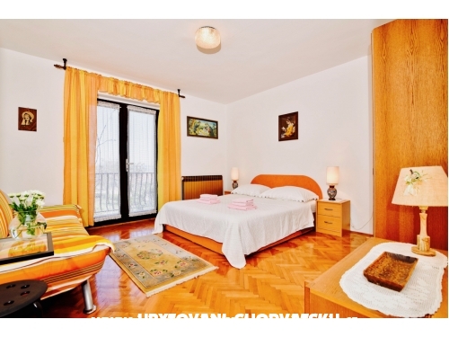 Appartements Grci - Biograd Kroatien