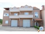 Apartments Krajnovi Biograd