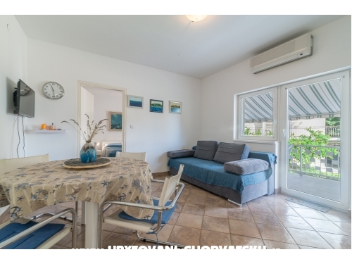 Apartments Lucija - Biograd Croatia