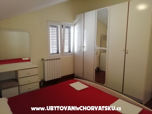 Apartments Mara 2 - Biograd Croatia