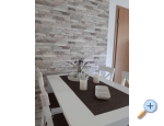 Apartmny Maris - Blace Chorvatsko