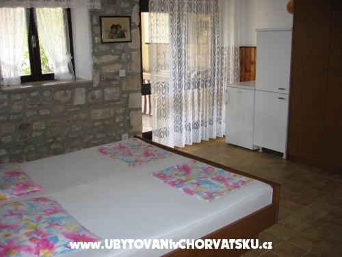 Apartments Luka - Brač Croatia