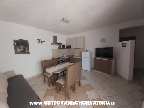 Apartmny villa Iva - Bra Chorvtsko