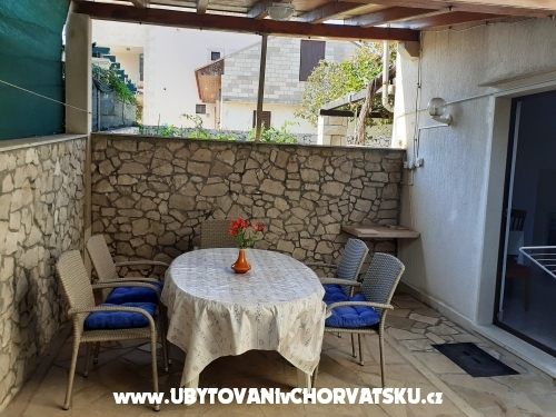 Apartmny Villa Vanja - Bra Chorvtsko