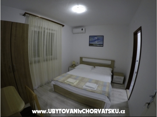 Appartement Villa Tunja - Brela Kroatië