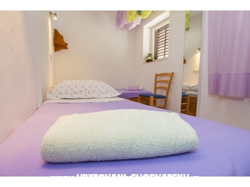 Apartmanok Joni - Brela Horvtorszg