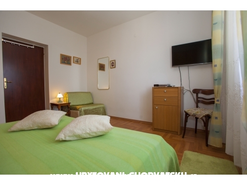 Apartmanok Joni - Brela Horvtorszg