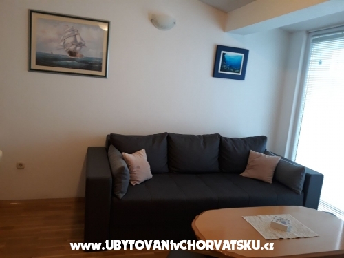 Apartmaji Maraska i Anamaria - Brela Hrvaška