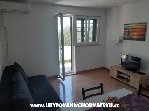Apartments Nada Mustapić - Brela Croatia