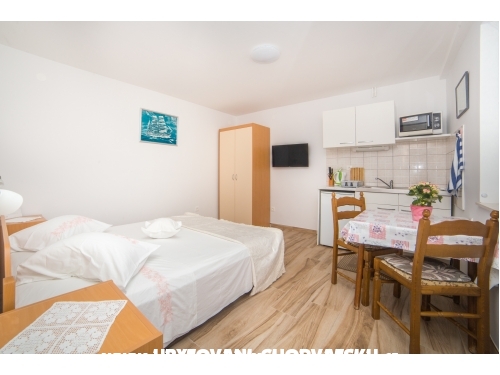 Apartmny Stipan - Brela Chorvtsko