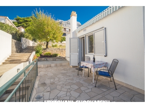 Apartmny Stipan - Brela Chorvtsko