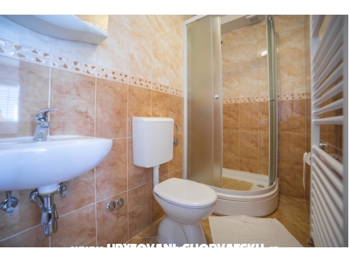 Apartmny Stipan - Brela Chorvtsko