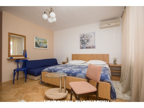 Apartamenty Mirko Staničić - Brela Chorwacja