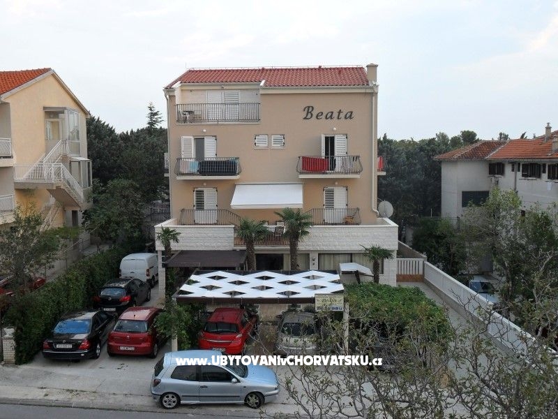 Apartmány i sobe Beata