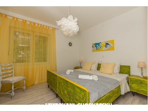 Villa MANTA 2x apartmán, 4xložnice - Crikvenica Kroatien