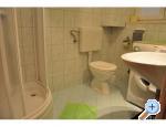 Apartments & room Giron