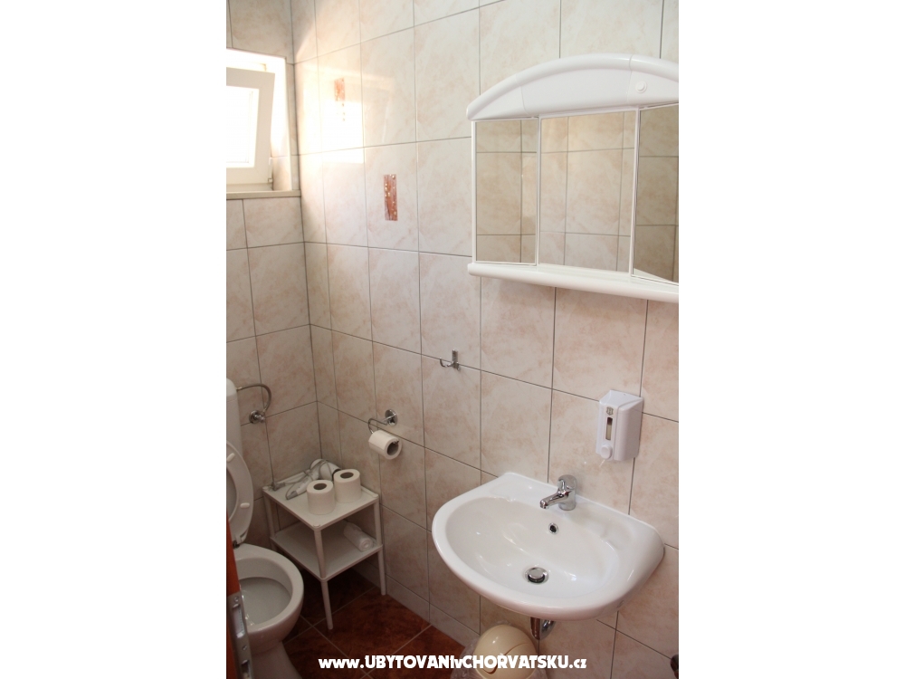 Apartmny Vedran - Dugi Rat Chorvtsko