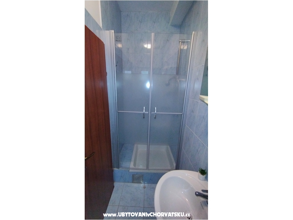 Apartmny Vedran - Dugi Rat Chorvtsko