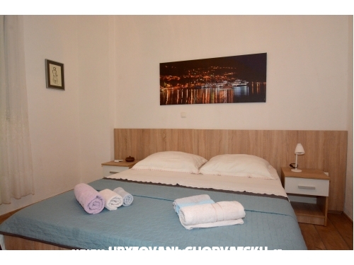 Apartments Vlade - Dugi Rat Croatia