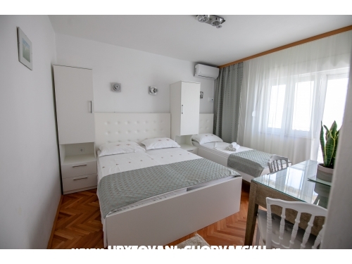 Apartmaji Antonio - Dugi Rat Hrvaška