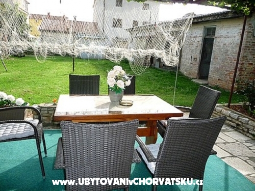 Apartmny Davorka - Faana Chorvtsko