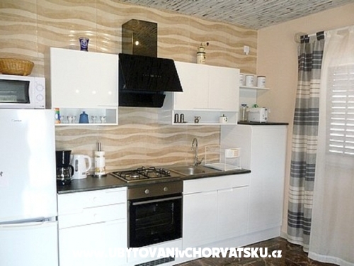 Apartmny Davorka - Faana Chorvtsko