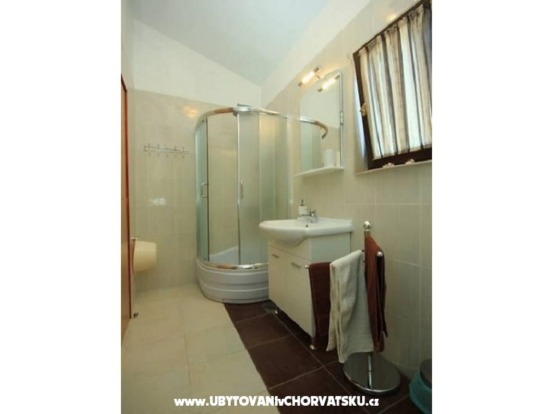 Apartmny Davorka - Faana Chorvtsko