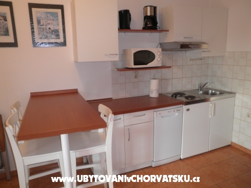 Apartmny VIKI - Faana Chorvtsko