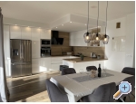 Appartements Dujo - Sv. Filip i Jakov Kroatien