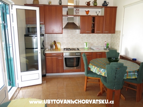 Apartmny Elena - Gradac  Podaca Chorvtsko