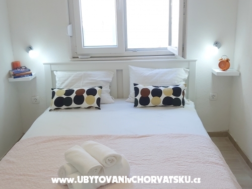 Apartmaji Helena - Gradac  Podaca Hrvaka