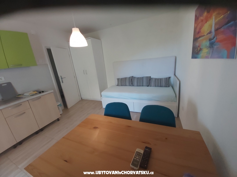 Apartmaji Helena - Gradac  Podaca Hrvaka