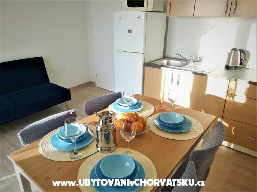 Apartmaji Helena - Gradac  Podaca Hrvaka
