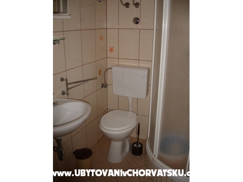 Apartmny Lasic - Gradac  Podaca Chorvtsko