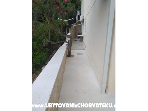 Apartmny NIKOLA - Gradac  Podaca Chorvatsko