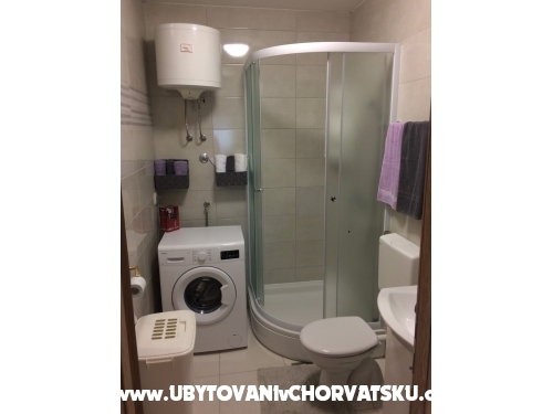 Apartmaji NIKOLA - Gradac  Podaca Hrvaka