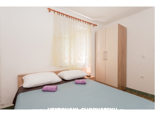 Apartmaji Robert - Gradac – Podaca Hrvaška